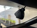 ｅ：ＨＥＶＺ　・前後ドラレコ装着車　衝突回避支援ブレーキ機能　１オナ　スマキ　Ｐトランク　フルオートエアコン　Ｄレコ　エアバッグ　両席エアバック　Ｒカメ　パワーウィンドウ　ＬＥＤランプ　ソナー　クルーズＣ　禁煙（31枚目）
