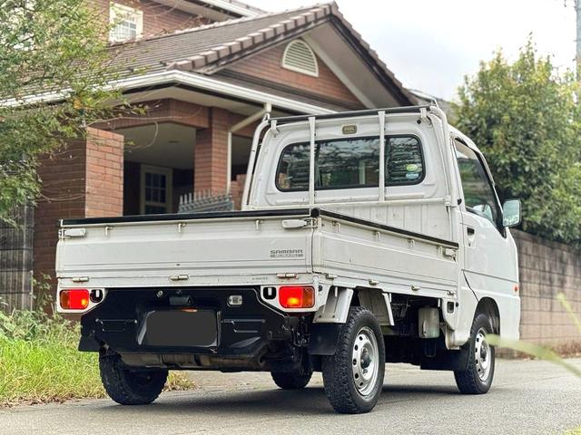 サンバートラック ＴＢ　パートタイム４ｗｄ　５ＭＴギアチェンジ車　運転席エアバッグ（2枚目）