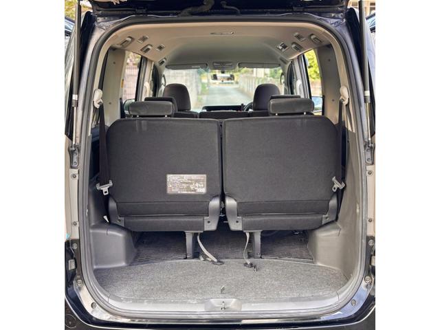 ノア Ｘ　Ｌセレクション　パートタイム４ＷＤ　バックカメラ　パワースライドドア　ＥＴＣ　フリップダウンナビゲーションシステム　ＤＴＶ　フロントフォグランプ　キーレスエントリ（39枚目）