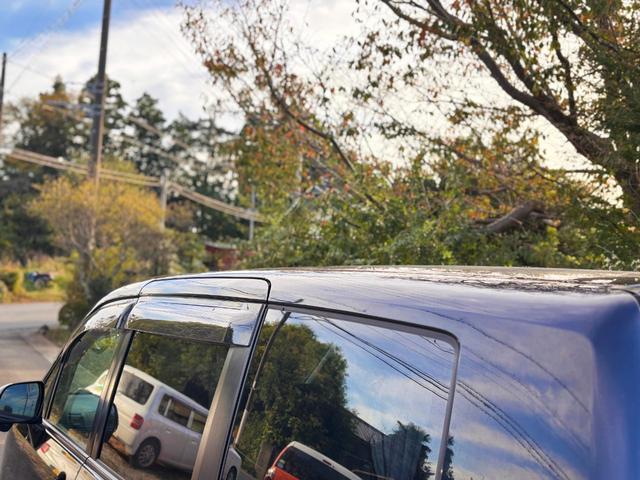 ノア Ｘ　Ｌセレクション　パートタイム４ＷＤ　バックカメラ　パワースライドドア　ＥＴＣ　フリップダウンナビゲーションシステム　ＤＴＶ　フロントフォグランプ　キーレスエントリ（76枚目）