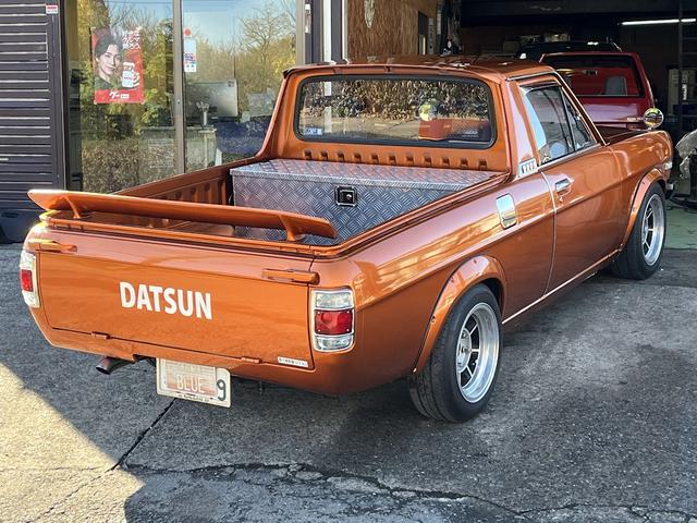 サニートラック DX ショート 4速 シングルキャブ HDDナビ ローダウン 社外アルミ エアコン レカロシート(5枚目)