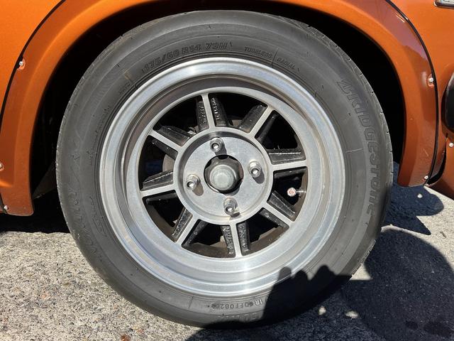 サニートラック DX ショート 4速 シングルキャブ HDDナビ ローダウン 社外アルミ エアコン レカロシート(7枚目)