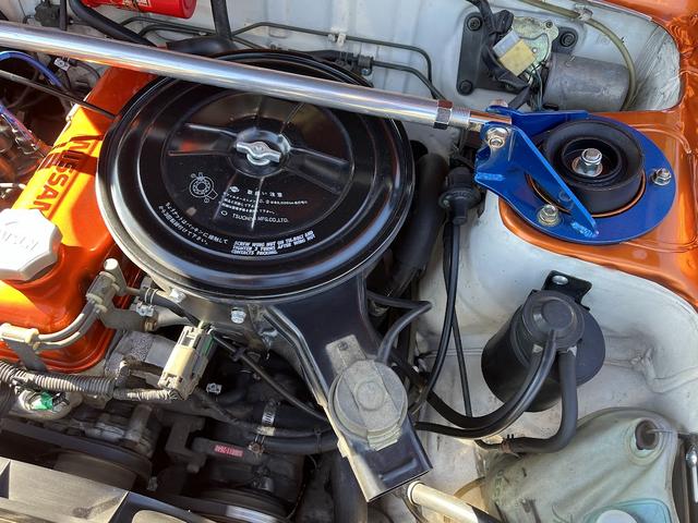 サニートラック DX ショート 4速 シングルキャブ HDDナビ ローダウン 社外アルミ エアコン レカロシート(10枚目)