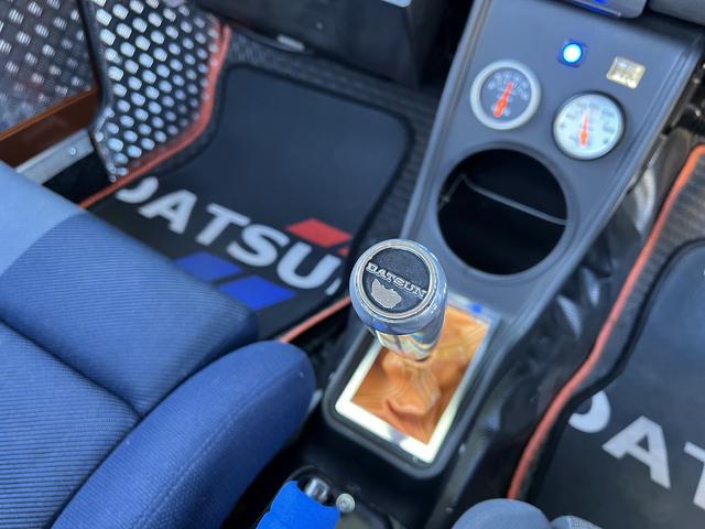 サニートラック DX ショート 4速 シングルキャブ HDDナビ ローダウン 社外アルミ エアコン レカロシート(36枚目)