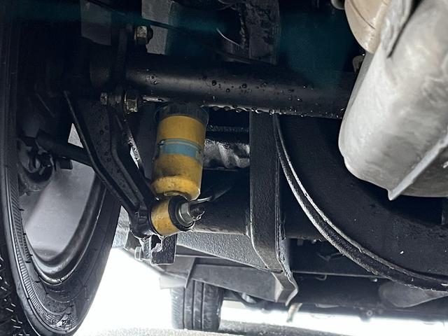 タイプII 　６５年モデル　コンビ　アーリーバス　１１Ｗ　フロントリアサファリウィンドウ　ヒーター　ローダウン　キャリア　７人（16枚目）