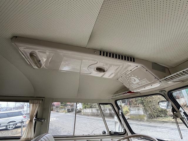 タイプII 　６５年モデル　コンビ　アーリーバス　１１Ｗ　フロントリアサファリウィンドウ　ヒーター　ローダウン　キャリア　７人（40枚目）