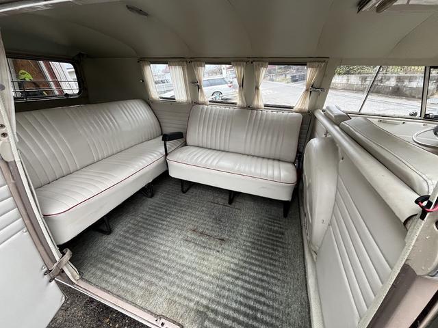 タイプII 　６５年モデル　コンビ　アーリーバス　１１Ｗ　フロントリアサファリウィンドウ　ヒーター　ローダウン　キャリア　７人（41枚目）