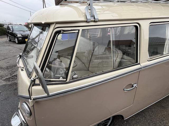 タイプII 　６５年モデル　コンビ　アーリーバス　１１Ｗ　フロントリアサファリウィンドウ　ヒーター　ローダウン　キャリア　７人（68枚目）