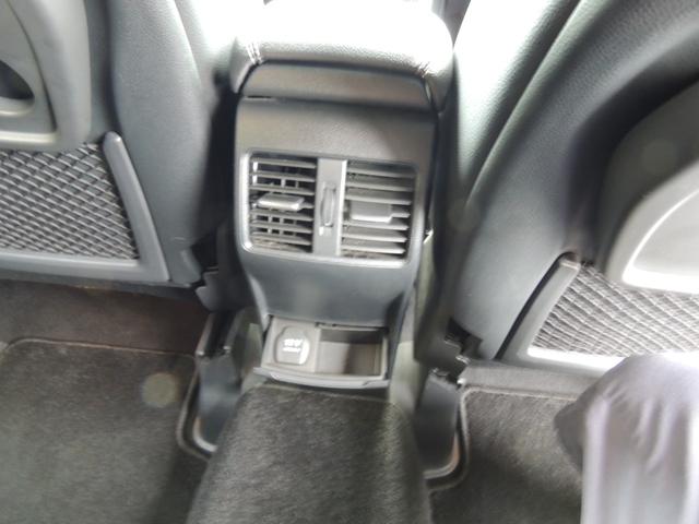 Ｂクラス Ｂ１８０　Ｂ１８０　　レーダーセーフティＰＫＧ　ＡＣＣ　衝突軽減Ｂ　ＬＫＡ　ＢＳＭ　半革　ナビ　Ｂｌｕｅｔｏｏｔｈ　ＣＤ　ＤＶＤ　ＴＶ　Ｂカメラ　Ｄ席Ｐシート　キーレスゴー　ＥＴＣ　純正１７ＡＷ　ＬＥＤ（29枚目）