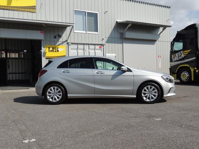 Ａクラス Ａ１８０　スタイル　Ａクラス　５人乗り　ワンオーナー　純正ナビ、ＴＶ　バックモニター　エアバック　パワーウィンドウ　パワーステアリング　コーティング済み（4枚目）