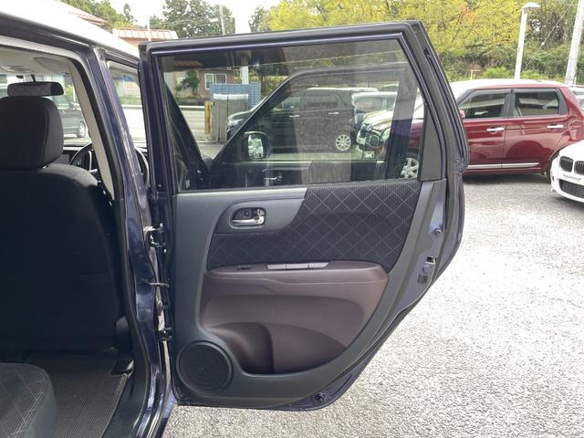 Ｎ－ＯＮＥ プレミアム　ツアラー・Ｌパッケージ　ディスチャージヘッドライト／フロントフォグランプ／スマートキー／メモリーナビ／ワンセグＴＶ／バックカメラ／Ｂｌｕｅｔｏｏｔｈオーディオ／（28枚目）