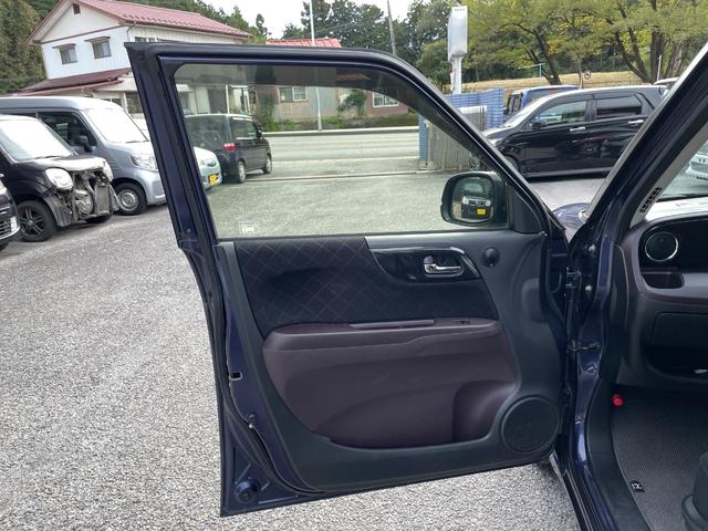 Ｎ－ＯＮＥ プレミアム　ツアラー・Ｌパッケージ　ディスチャージヘッドライト／フロントフォグランプ／スマートキー／メモリーナビ／ワンセグＴＶ／バックカメラ／Ｂｌｕｅｔｏｏｔｈオーディオ／（30枚目）