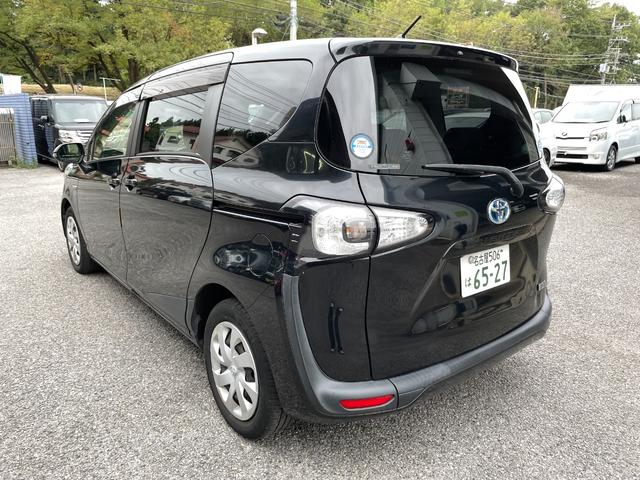 シエンタ ハイブリッドG メモリーナビ/Bluetoothオーディオ/CD/バックカメラ/両側電動スライドドア/盗難防止装置/スマートキー/3列シート/(6枚目)