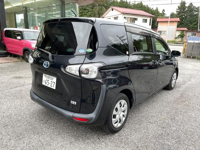 シエンタ ハイブリッドG メモリーナビ/Bluetoothオーディオ/CD/バックカメラ/両側電動スライドドア/盗難防止装置/スマートキー/3列シート/(8枚目)