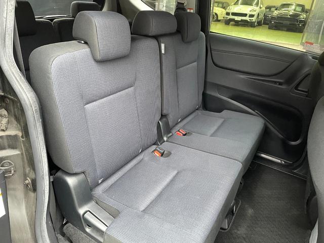 シエンタ ハイブリッドG メモリーナビ/Bluetoothオーディオ/CD/バックカメラ/両側電動スライドドア/盗難防止装置/スマートキー/3列シート/(15枚目)