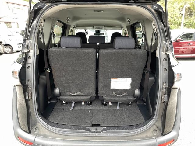 シエンタ ハイブリッドG メモリーナビ/Bluetoothオーディオ/CD/バックカメラ/両側電動スライドドア/盗難防止装置/スマートキー/3列シート/(16枚目)