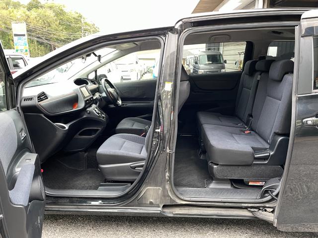 シエンタ ハイブリッドG メモリーナビ/Bluetoothオーディオ/CD/バックカメラ/両側電動スライドドア/盗難防止装置/スマートキー/3列シート/(24枚目)