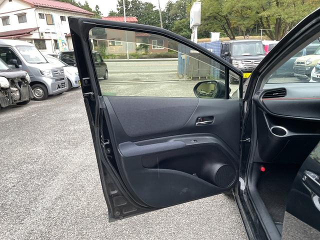 シエンタ ハイブリッドG メモリーナビ/Bluetoothオーディオ/CD/バックカメラ/両側電動スライドドア/盗難防止装置/スマートキー/3列シート/(27枚目)