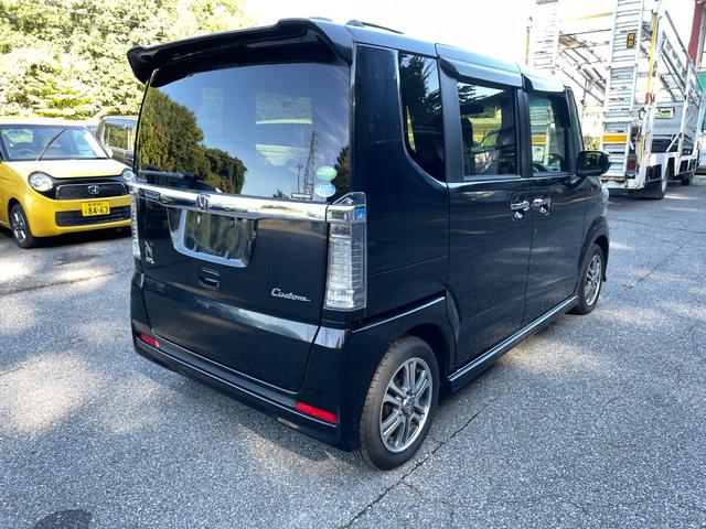 N-BOXカスタム G SSパッケージ アイドリングストップ/メモリーナビ/バックカメラ/ディスチャージヘッドライト/シートヒーター/ETC/盗難防止装置/両側スライド・片側電動スライドドア/(8枚目)