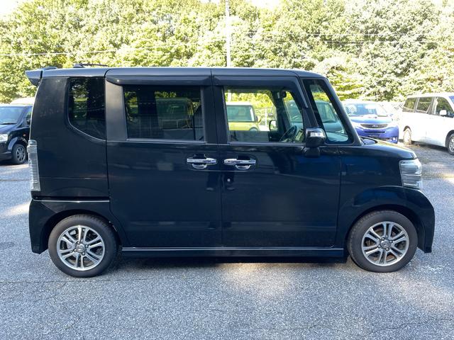 N-BOXカスタム G SSパッケージ アイドリングストップ/メモリーナビ/バックカメラ/ディスチャージヘッドライト/シートヒーター/ETC/盗難防止装置/両側スライド・片側電動スライドドア/(9枚目)