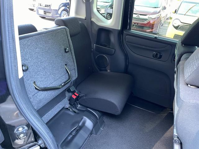 N-BOXカスタム G SSパッケージ アイドリングストップ/メモリーナビ/バックカメラ/ディスチャージヘッドライト/シートヒーター/ETC/盗難防止装置/両側スライド・片側電動スライドドア/(22枚目)