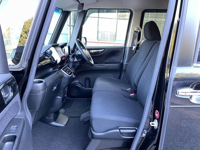 N-BOXカスタム G SSパッケージ アイドリングストップ/メモリーナビ/バックカメラ/ディスチャージヘッドライト/シートヒーター/ETC/盗難防止装置/両側スライド・片側電動スライドドア/(24枚目)