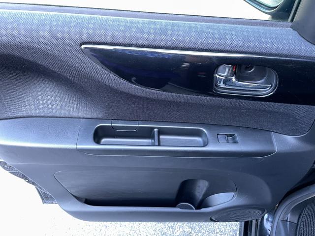 N-BOXカスタム G SSパッケージ アイドリングストップ/メモリーナビ/バックカメラ/ディスチャージヘッドライト/シートヒーター/ETC/盗難防止装置/両側スライド・片側電動スライドドア/(29枚目)