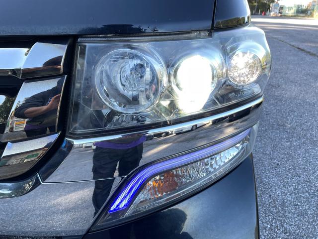 N-BOXカスタム G SSパッケージ アイドリングストップ/メモリーナビ/バックカメラ/ディスチャージヘッドライト/シートヒーター/ETC/盗難防止装置/両側スライド・片側電動スライドドア/(35枚目)