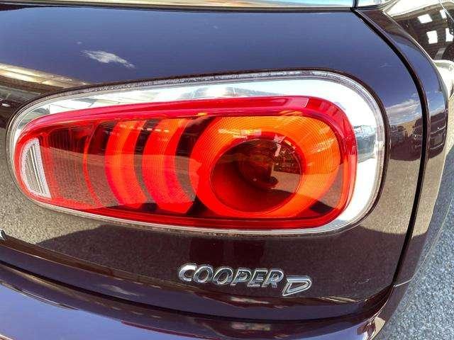 ＭＩＮＩ クーパーＤ　クラブマン　アイドリングストップ／ＨＤＤナビ／バックカメラ／Ｂｌｕｅｔｏｏｔｈオーディオ／盗難防止装置／スマートキー／ディスチャージヘッドライト／フロントフォグランプ／（34枚目）