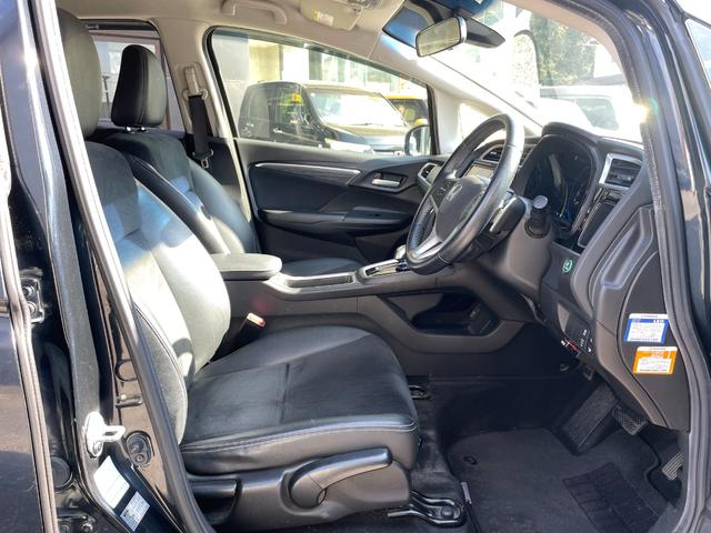 シャトル ハイブリッドＺ　ＬＥＤヘッドライト／クルーズコントロール／メモリーナビ／Ｂｌｕｅｔｏｏｔｈオーディオ／ＣＤ／ＤＶＤ／バックカメラ／アクセル踏み間違い防止装置／４ＷＤ／（10枚目）