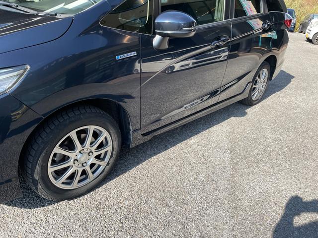 シャトル ハイブリッドＺ　ＬＥＤヘッドライト／クルーズコントロール／メモリーナビ／Ｂｌｕｅｔｏｏｔｈオーディオ／ＣＤ／ＤＶＤ／バックカメラ／アクセル踏み間違い防止装置／４ＷＤ／（35枚目）