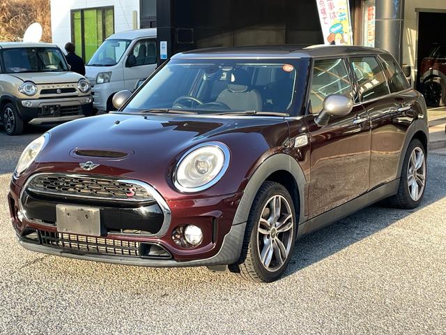 ＭＩＮＩ クーパーＳ　クラブマン　アイドリングストップ／スマートキー／ＥＴＣ／Ｂｌｕｅｔｏｏｔｈオーディオ／盗難防止装置／クルーズコントロール／フロントフォグランプ／（4枚目）
