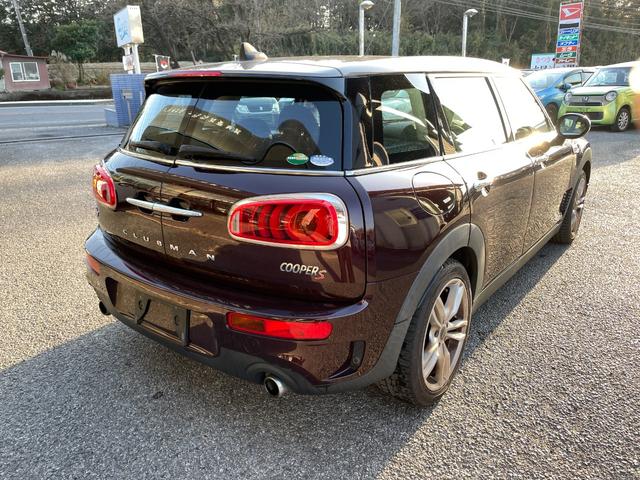 ＭＩＮＩ クーパーＳ　クラブマン　アイドリングストップ／スマートキー／ＥＴＣ／Ｂｌｕｅｔｏｏｔｈオーディオ／盗難防止装置／クルーズコントロール／フロントフォグランプ／（8枚目）