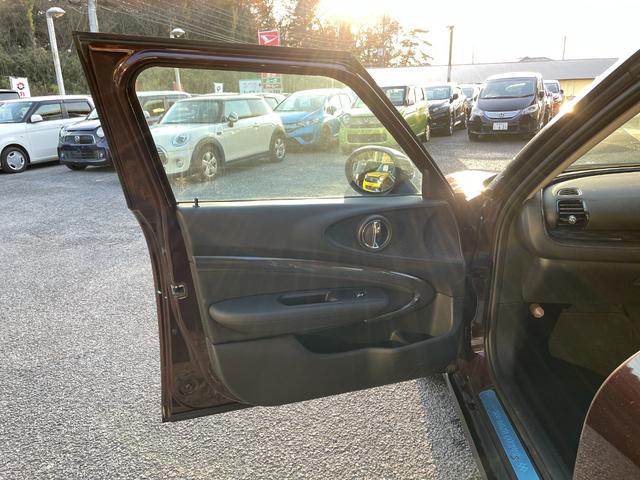 ＭＩＮＩ クーパーＳ　クラブマン　アイドリングストップ／スマートキー／ＥＴＣ／Ｂｌｕｅｔｏｏｔｈオーディオ／盗難防止装置／クルーズコントロール／フロントフォグランプ／（28枚目）