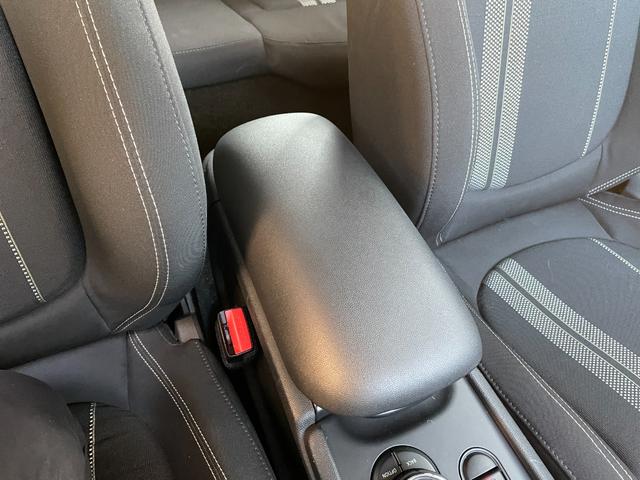 ＭＩＮＩ クーパーＳ　クラブマン　アイドリングストップ／スマートキー／ＥＴＣ／Ｂｌｕｅｔｏｏｔｈオーディオ／盗難防止装置／クルーズコントロール／フロントフォグランプ／（67枚目）