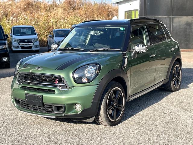 ＭＩＮＩ クーパーＳＤ　クロスオーバー　ＨＤＤナビ／ＣＤ／ＤＶＤ／バックカメラ／Ｂｌｕｅｔｏｏｔｈオーディオ／ＴＶ／アダプティブヘッドライト／盗難防止装置／ドライブレコーダー／（4枚目）