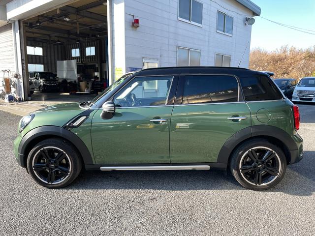 ＭＩＮＩ クーパーＳＤ　クロスオーバー　ＨＤＤナビ／ＣＤ／ＤＶＤ／バックカメラ／Ｂｌｕｅｔｏｏｔｈオーディオ／ＴＶ／アダプティブヘッドライト／盗難防止装置／ドライブレコーダー／（5枚目）