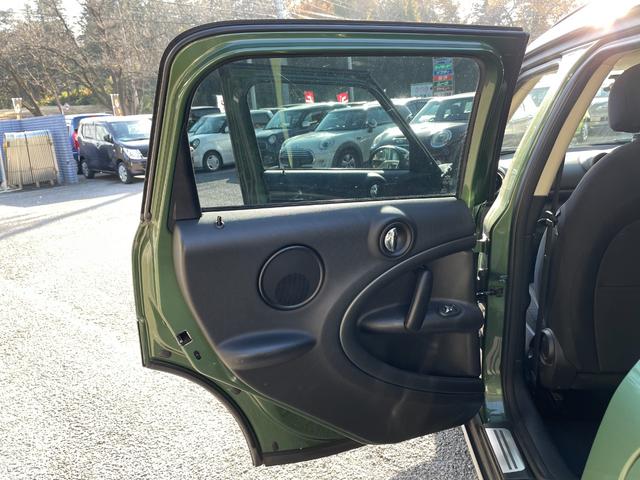 ＭＩＮＩ クーパーＳＤ　クロスオーバー　ＨＤＤナビ／ＣＤ／ＤＶＤ／バックカメラ／Ｂｌｕｅｔｏｏｔｈオーディオ／ＴＶ／アダプティブヘッドライト／盗難防止装置／ドライブレコーダー／（30枚目）