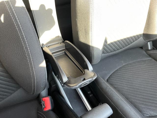 ＭＩＮＩ クーパーＳＤ　クロスオーバー　ＨＤＤナビ／ＣＤ／ＤＶＤ／バックカメラ／Ｂｌｕｅｔｏｏｔｈオーディオ／ＴＶ／アダプティブヘッドライト／盗難防止装置／ドライブレコーダー／（70枚目）