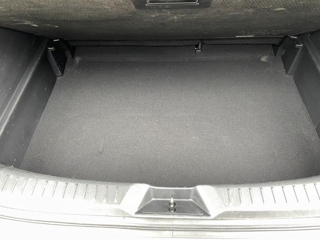 広々としたショールーム、商談スペースでゆっくりお気に入りの１台を見つけてください！