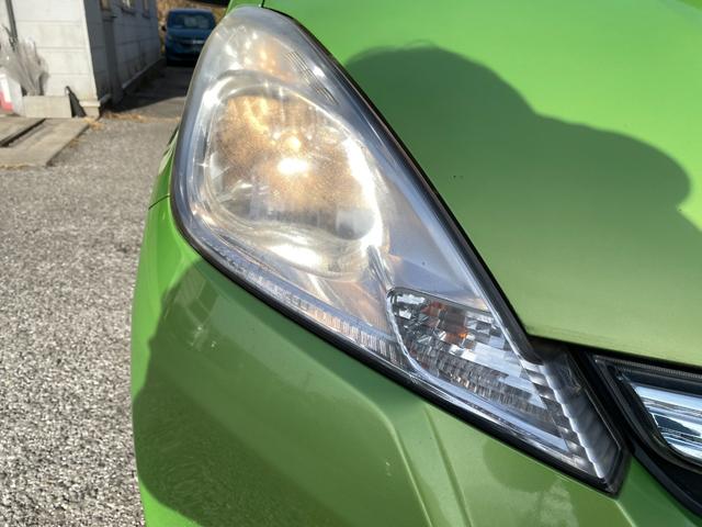 フィットハイブリッド ベースグレード　アイドリングストップ／ＣＤ／盗難防止装置／頸部衝撃緩和ヘッドレスト／運転席エアバック／助手席エアバック／クルーズコントロール／（36枚目）