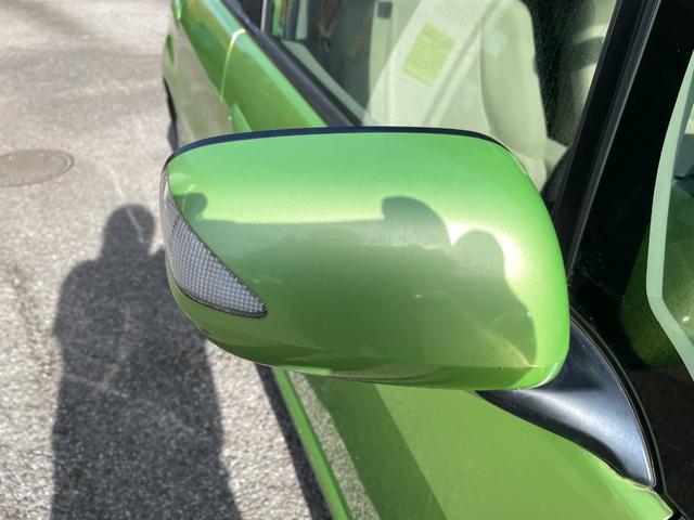 フィットハイブリッド ベースグレード　アイドリングストップ／ＣＤ／盗難防止装置／頸部衝撃緩和ヘッドレスト／運転席エアバック／助手席エアバック／クルーズコントロール／（38枚目）