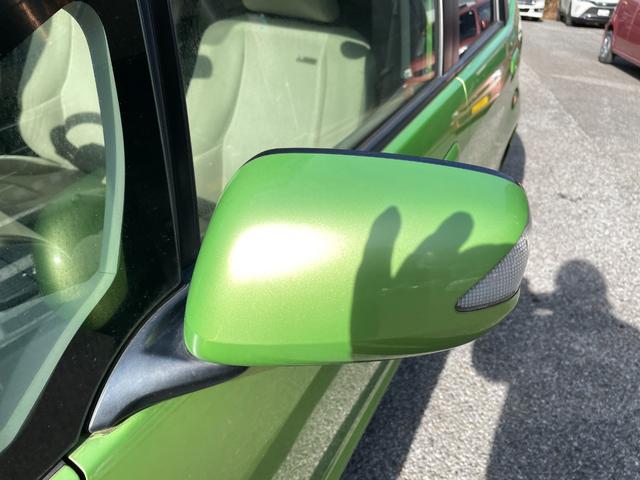 フィットハイブリッド ベースグレード　アイドリングストップ／ＣＤ／盗難防止装置／頸部衝撃緩和ヘッドレスト／運転席エアバック／助手席エアバック／クルーズコントロール／（39枚目）