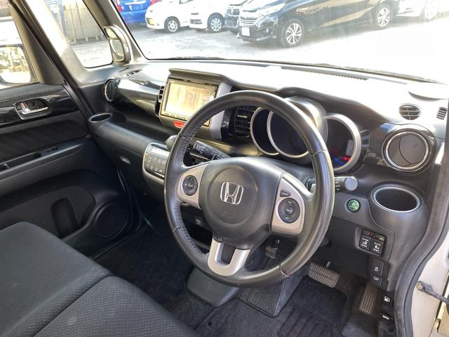 Ｎ－ＢＯＸカスタム Ｇ　ターボＳＳパッケージ　メモリーナビ／盗難防止装置／スマートキー／Ｂｌｕｅｔｏｏｔｈオーディオ／衝突被害軽減ブレーキ／両側電動スライドドア／バックカメラ／（11枚目）