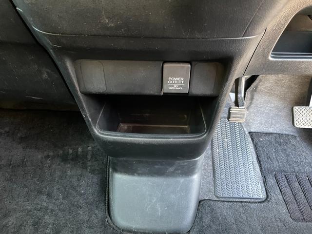 Ｎ－ＢＯＸカスタム Ｇ　ターボＳＳパッケージ　メモリーナビ／盗難防止装置／スマートキー／Ｂｌｕｅｔｏｏｔｈオーディオ／衝突被害軽減ブレーキ／両側電動スライドドア／バックカメラ／（60枚目）