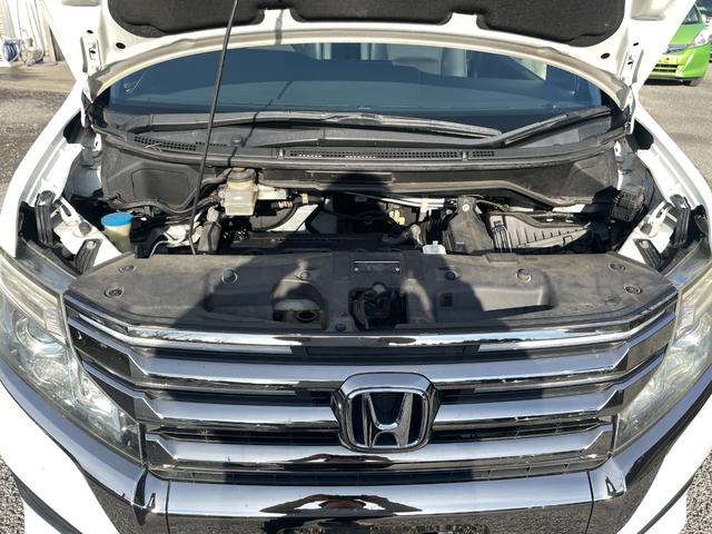 ステップワゴンスパーダ Ｚ　クールスピリット　アイドリングストップ／ＨＤＤナビ／ＣＤ／ＤＶＤ／バックカメラ／ミュージックサーバー／ディスチャージヘッドライト／両側電動スライドドア／ＥＴＣ／（32枚目）