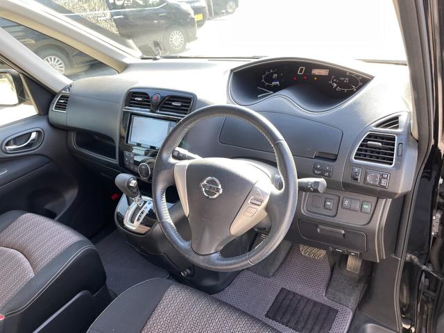 セレナ ハイウェイスター　Ｓ－ハイブリッド　クルーズコントロール／メモリーナビ／ＣＤ／ＤＶＤ／バックカメラ／盗難防止装置／スマートキー／レーンキープアシスト／フロントフォグランプ／（11枚目）