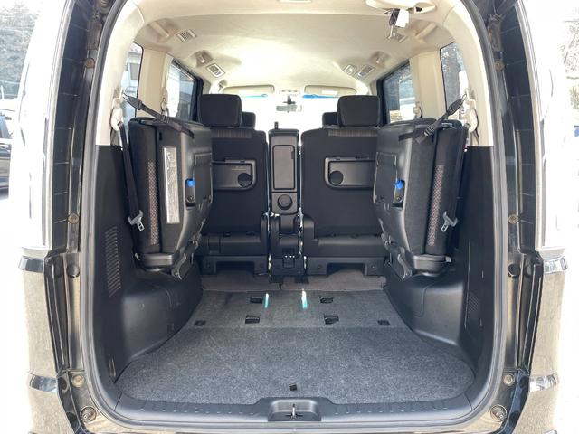 セレナ ハイウェイスター　Ｓ－ハイブリッド　クルーズコントロール／メモリーナビ／ＣＤ／ＤＶＤ／バックカメラ／盗難防止装置／スマートキー／レーンキープアシスト／フロントフォグランプ／（17枚目）