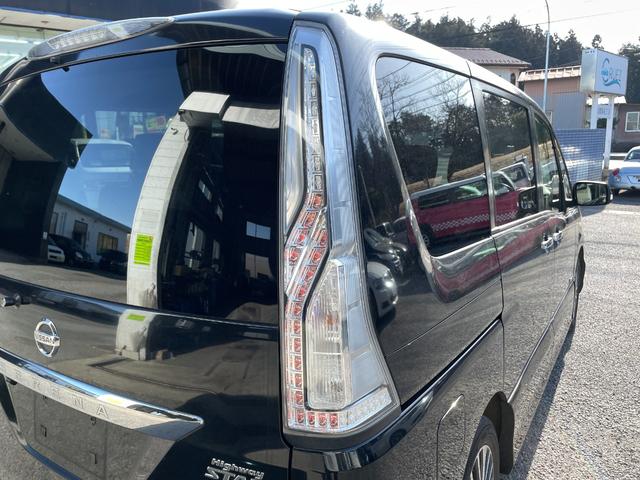 セレナ ハイウェイスター　Ｓ－ハイブリッド　クルーズコントロール／メモリーナビ／ＣＤ／ＤＶＤ／バックカメラ／盗難防止装置／スマートキー／レーンキープアシスト／フロントフォグランプ／（39枚目）