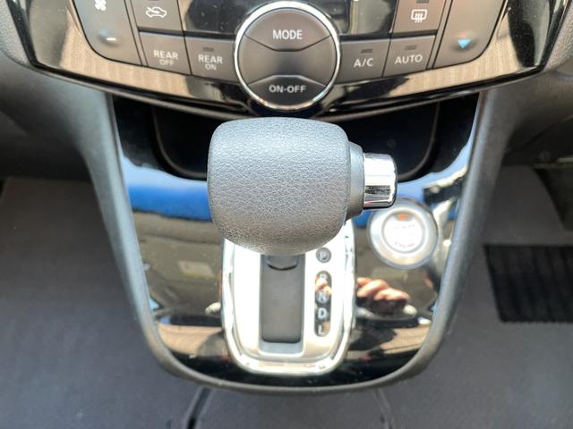 セレナ ハイウェイスター　Ｓ－ハイブリッド　クルーズコントロール／メモリーナビ／ＣＤ／ＤＶＤ／バックカメラ／盗難防止装置／スマートキー／レーンキープアシスト／フロントフォグランプ／（44枚目）